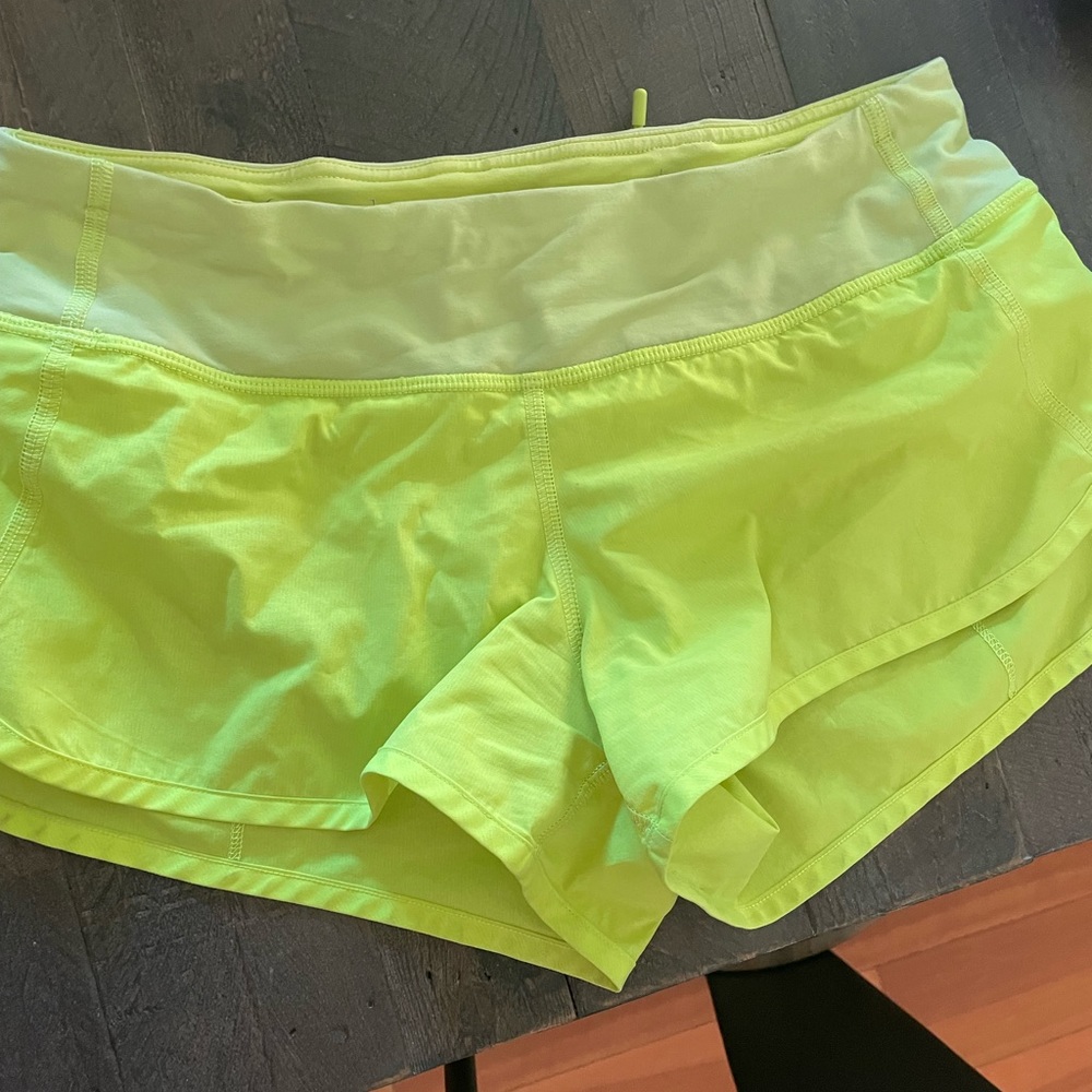 Lululemon Speed Short neon yellow Size 4